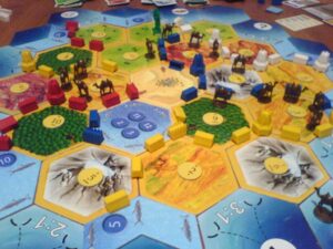 Настільна гра Колонізатори: Купці і Варвари закрита коробка зображення